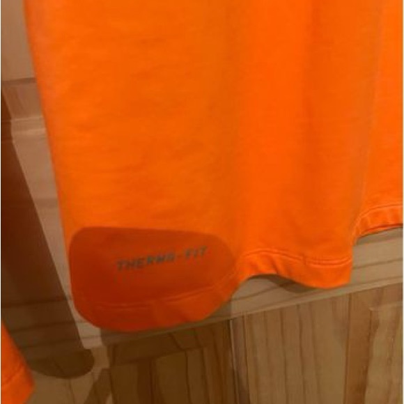 Women’s Size Small Nike Therma-Fit Long Sleeve 3/4 Zip Shirt - Picture 3 of 5